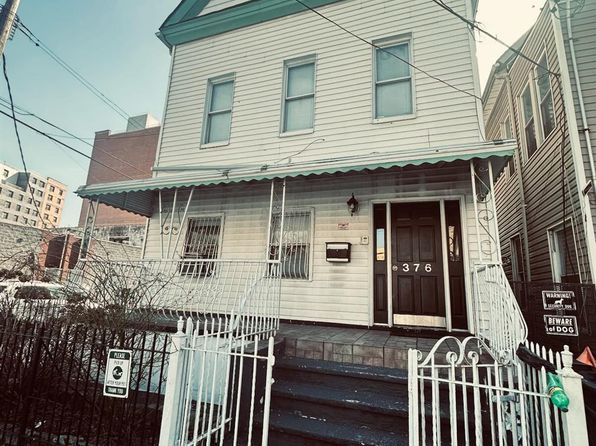 376 Bronx Park Avenue, Bronx, NY 10460