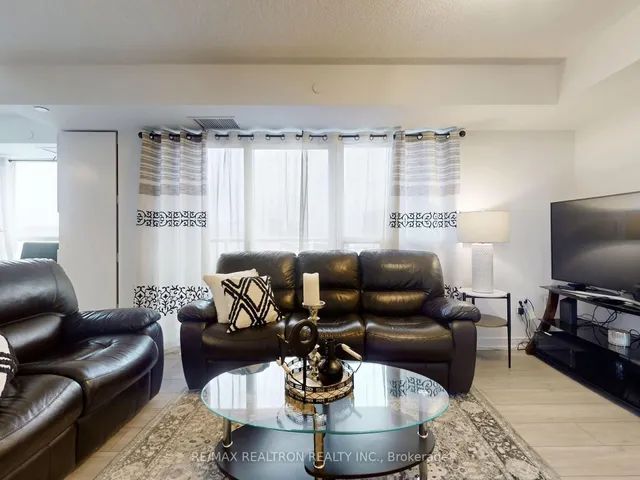 Additional image 14 of 225 Village Green Sq Unit 803