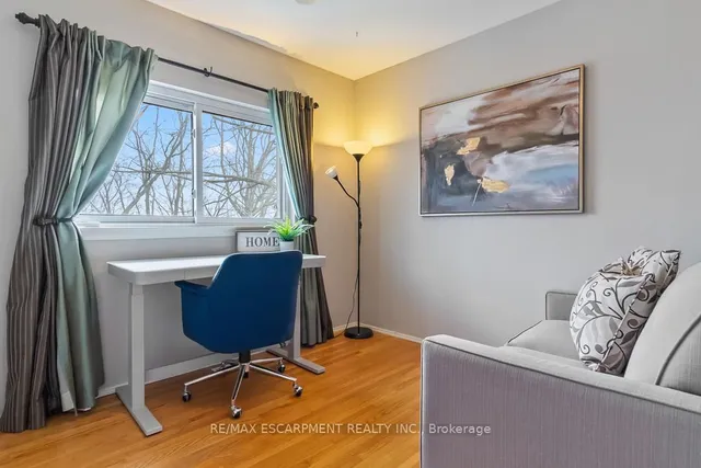 Additional image 27 of 516 Falgarwood Dr