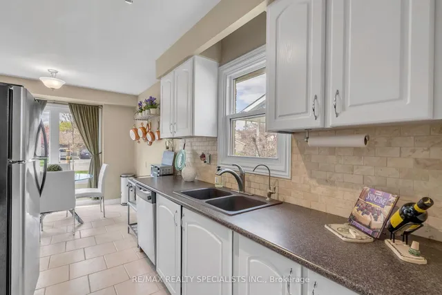 Additional image 17 of 65 Somerset Dr