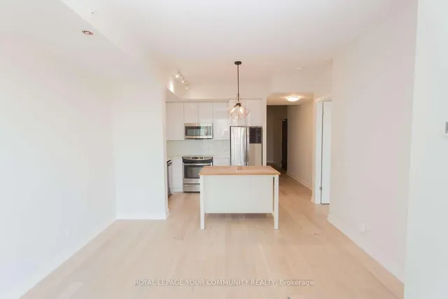 Additional image 5 of 2212 Lake SHore Blvd Unit 2109