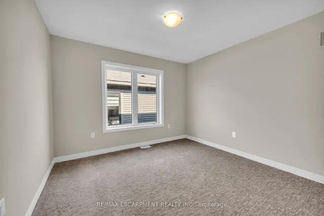 Additional image 40 of 67 Starfire Cres