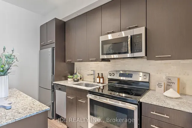 Additional image 21 of 2055 Danforth Ave Unit 301