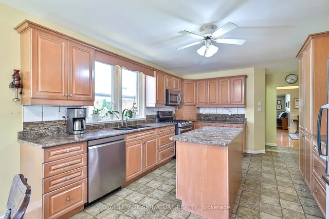 Additional image 21 of 3545 Twinmaple Dr