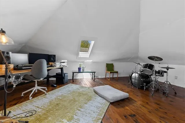 Additional image 36 of 38 Brubacher St