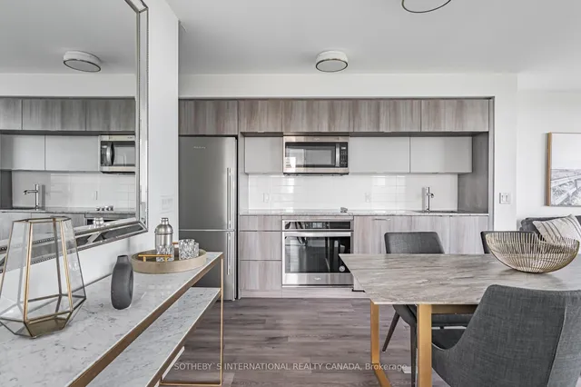 Additional image 3 of 585 Bloor St Unit 1418