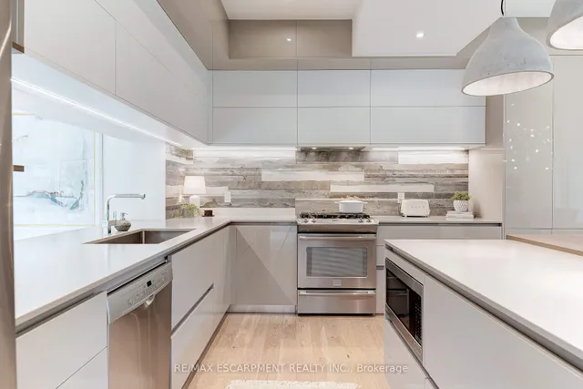 Additional image 11 of 3362 Guildwood Dr