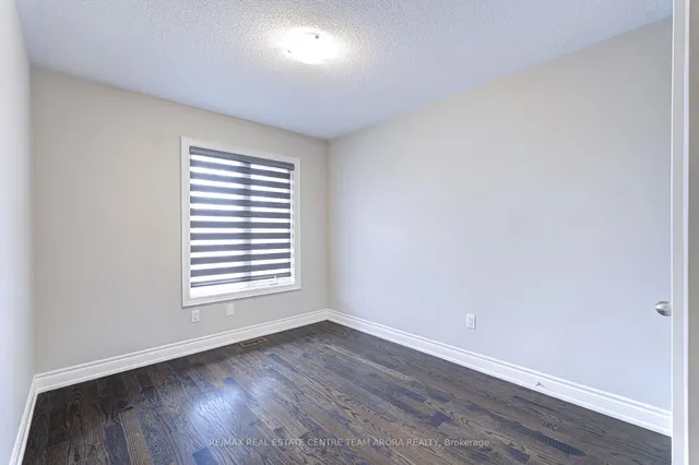 Additional image 32 of 22 Brushwood Dr