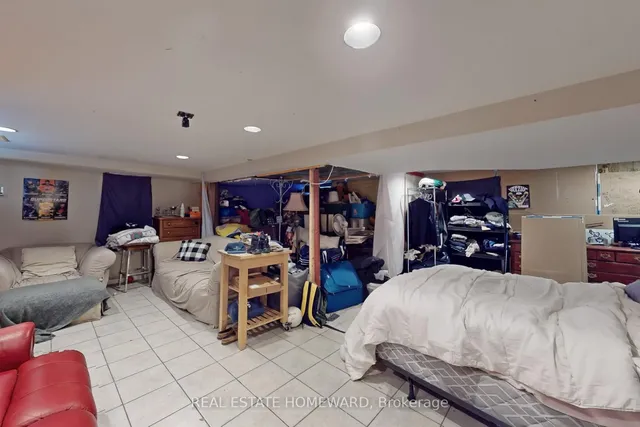 Additional image 27 of 127 Kalmar Ave