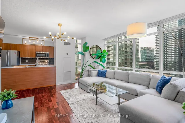 Primary image of 11 Brunel Crt Unit 1706