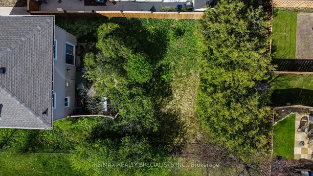 Additional image 30 of 40 Mayberry Crt