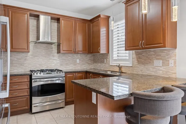 Additional image 15 of 22 Interlacken Dr