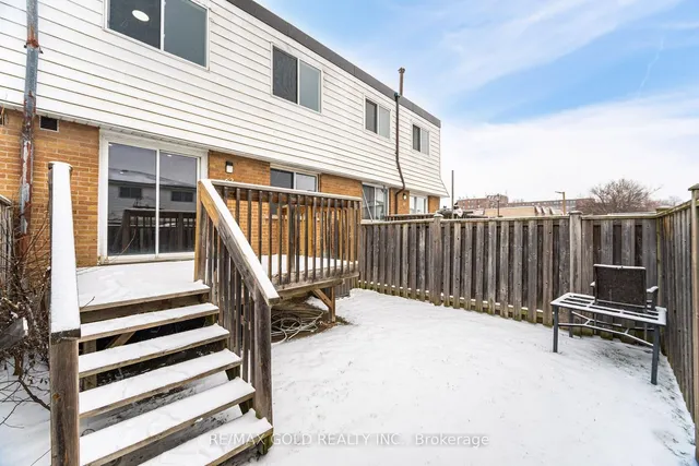 Additional image 31 of 7500 Goreway Dr Unit 62