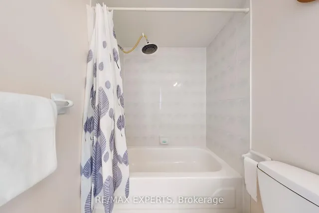 Additional image 34 of 84 Piperbrook Cres