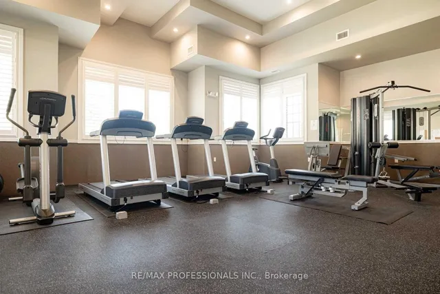 Additional image 42 of 1440 Main St Unit 108