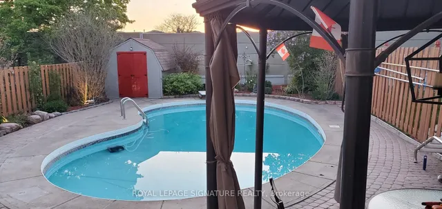 Additional image 32 of 48 Lawndale Cres