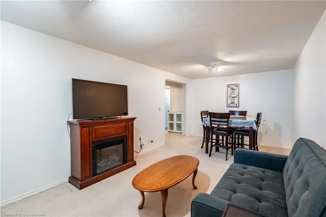 Additional image 25 of 222 Silverbirch Blvd