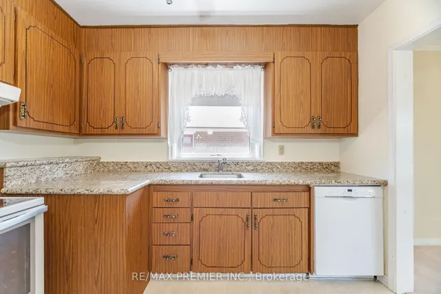 Additional image 16 of 32 Edgemont Dr