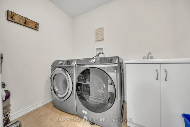 Additional image 34 of 10 Lola Cres