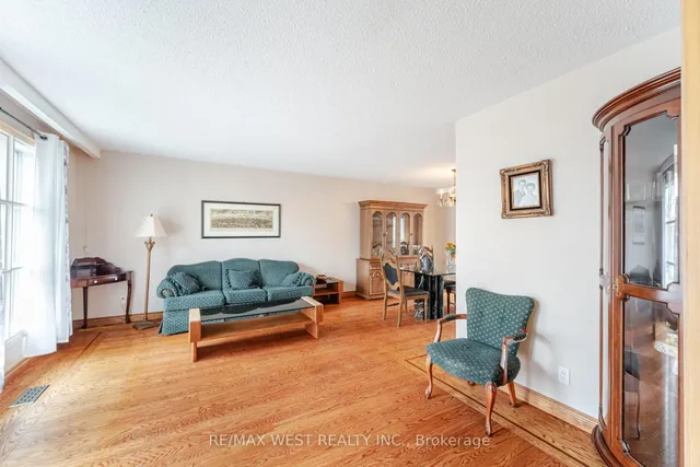 Additional image 5 of 94 Windhill Cres