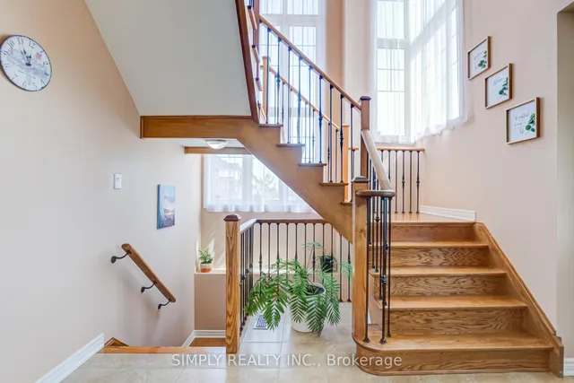 Additional image 24 of 45 Humberstone Cres