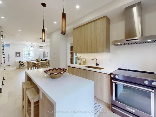 Additional image 11 of 164 Broadview Ave