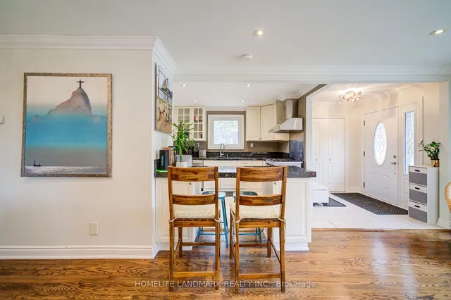 Additional image 11 of 2207 Elmhurst Ave