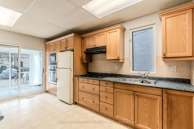 Additional image 13 of 53 Badgerow Ave