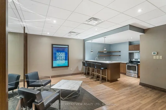 Additional image 19 of 705 King St Unit 814