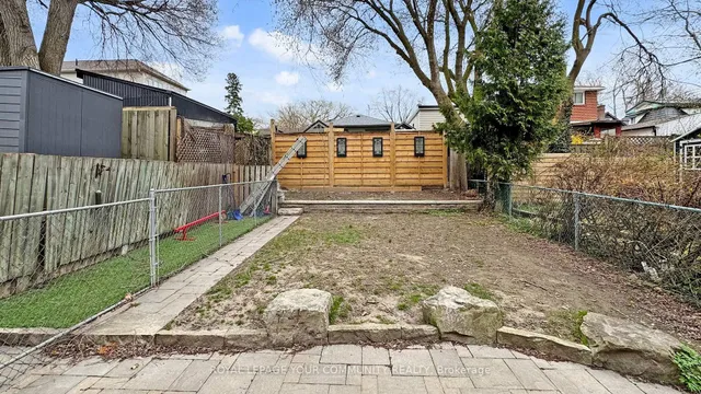 Additional image 45 of 31 Hamstead Ave