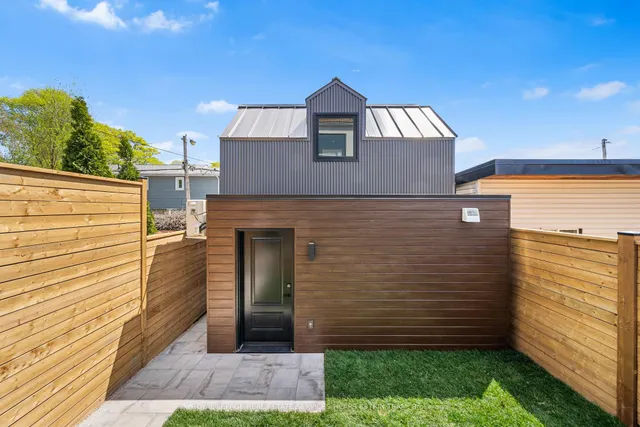 Additional image 42 of 17 Myrtle Ave