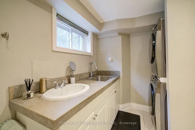 Additional image 32 of 2207 Elmhurst Ave