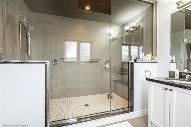 Additional image 25 of 19 Hazelton Ave