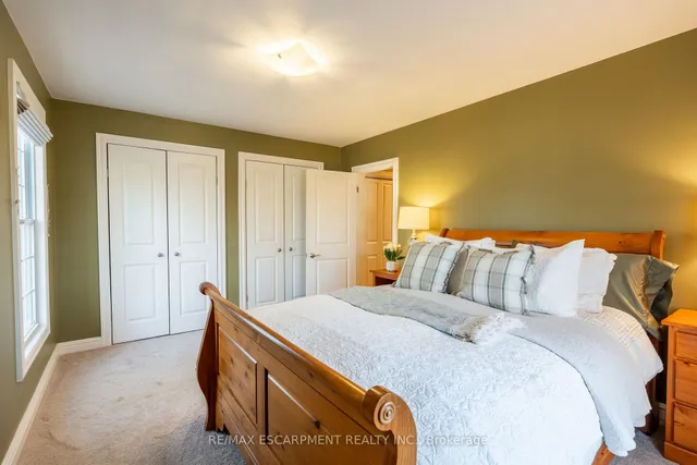 Additional image 33 of 5433 Sixth Line