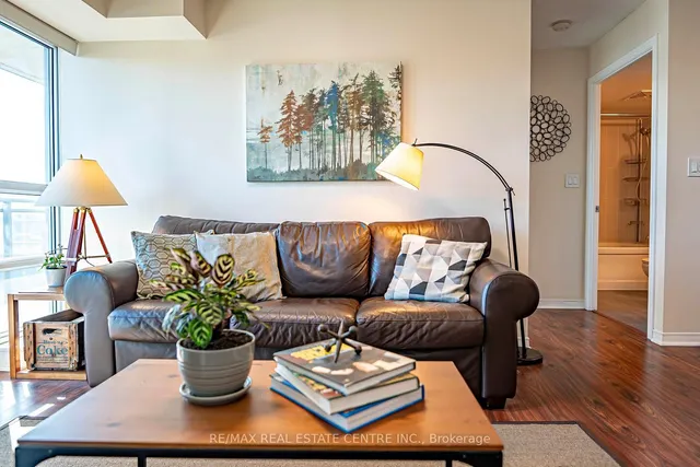 Additional image 15 of 215 Queen St Unit 505