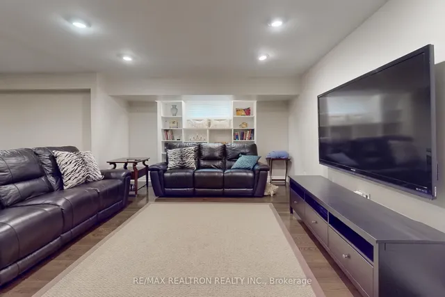 Additional image 35 of 4 Zaharias Crt