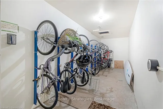 Additional image 31 of 1425 Ghent Ave Unit 907