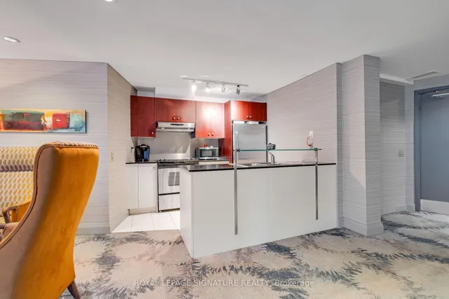 Additional image 39 of 3 McAlpine St Unit 411