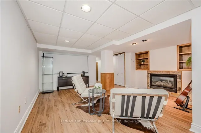 Additional image 30 of 455 Apache Crt Unit 31