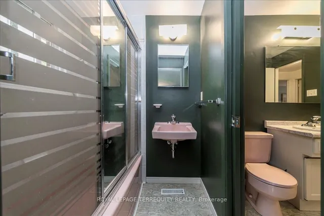 Additional image 17 of 88 Old Sheppard Ave