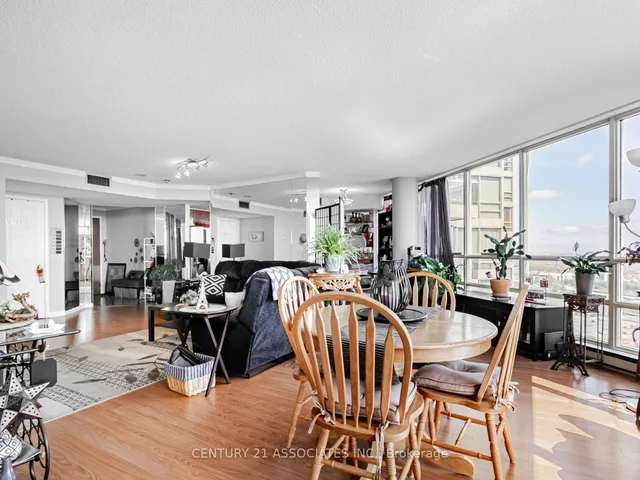 Additional image 17 of 45 Kingsbridge Garden Circ Unit 2604