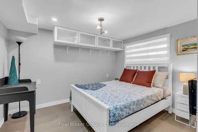 Additional image 25 of 692 Woodview Rd