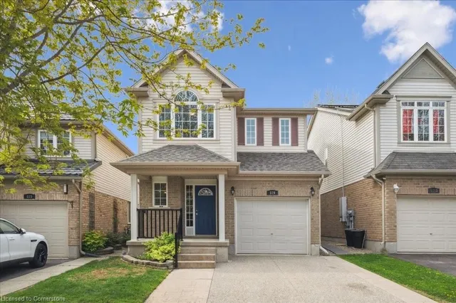 Additional image 24 of 519 Commonwealth Cres