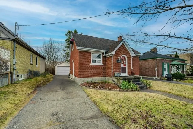 Additional image 3 of 135 Stirling Ave