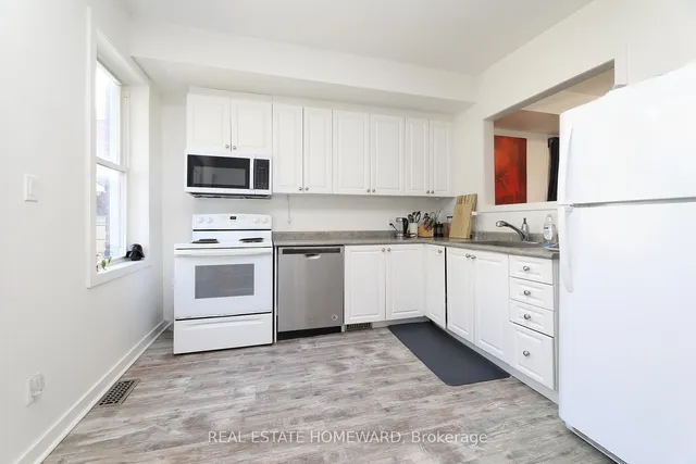 Additional image 32 of 38 & 40 Cedarvale Ave