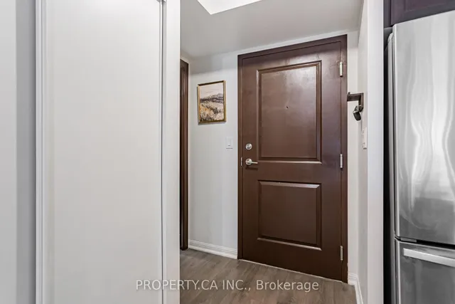 Additional image 3 of 35 Bastion St Unit 1604
