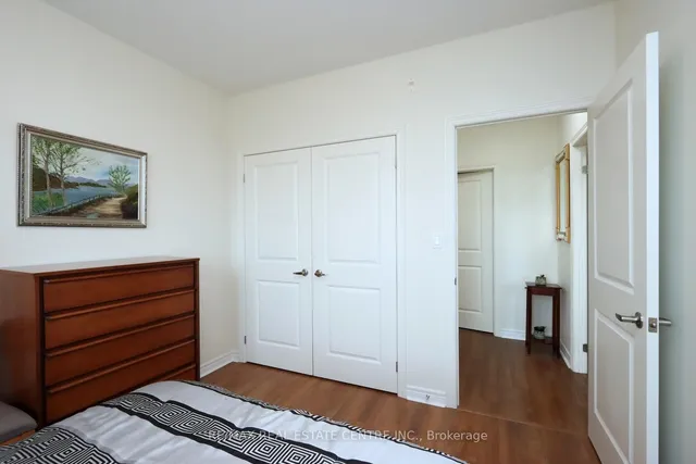 Additional image 21 of 33 Whitmer St Unit 406