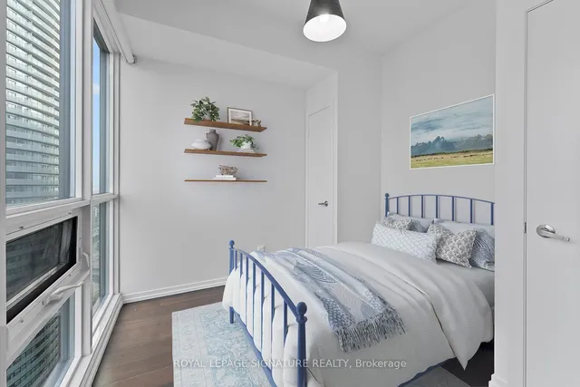 Additional image 23 of 65 Bremner Blvd Unit 4101