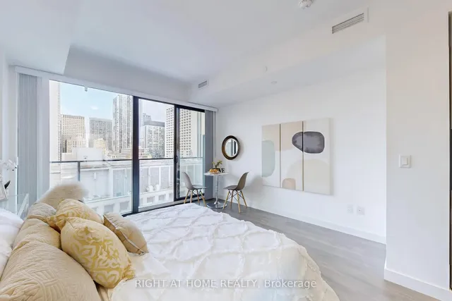 Additional image 8 of 215 Queen St Unit 1409