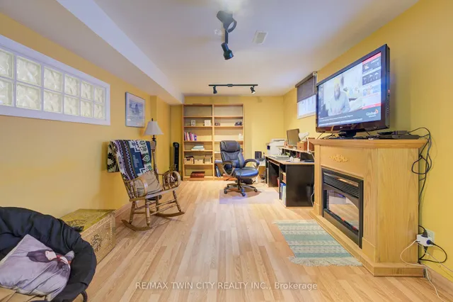 Additional image 41 of 25 Lynnvalley Cres